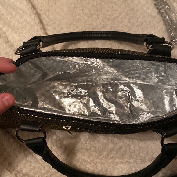 Primeware Insulated Wine Clutch - Picture 2 of 3